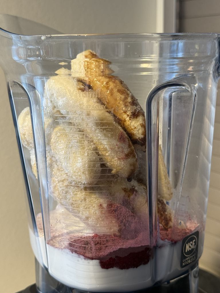 FUNGHI BANANER I SOLBÆR blender